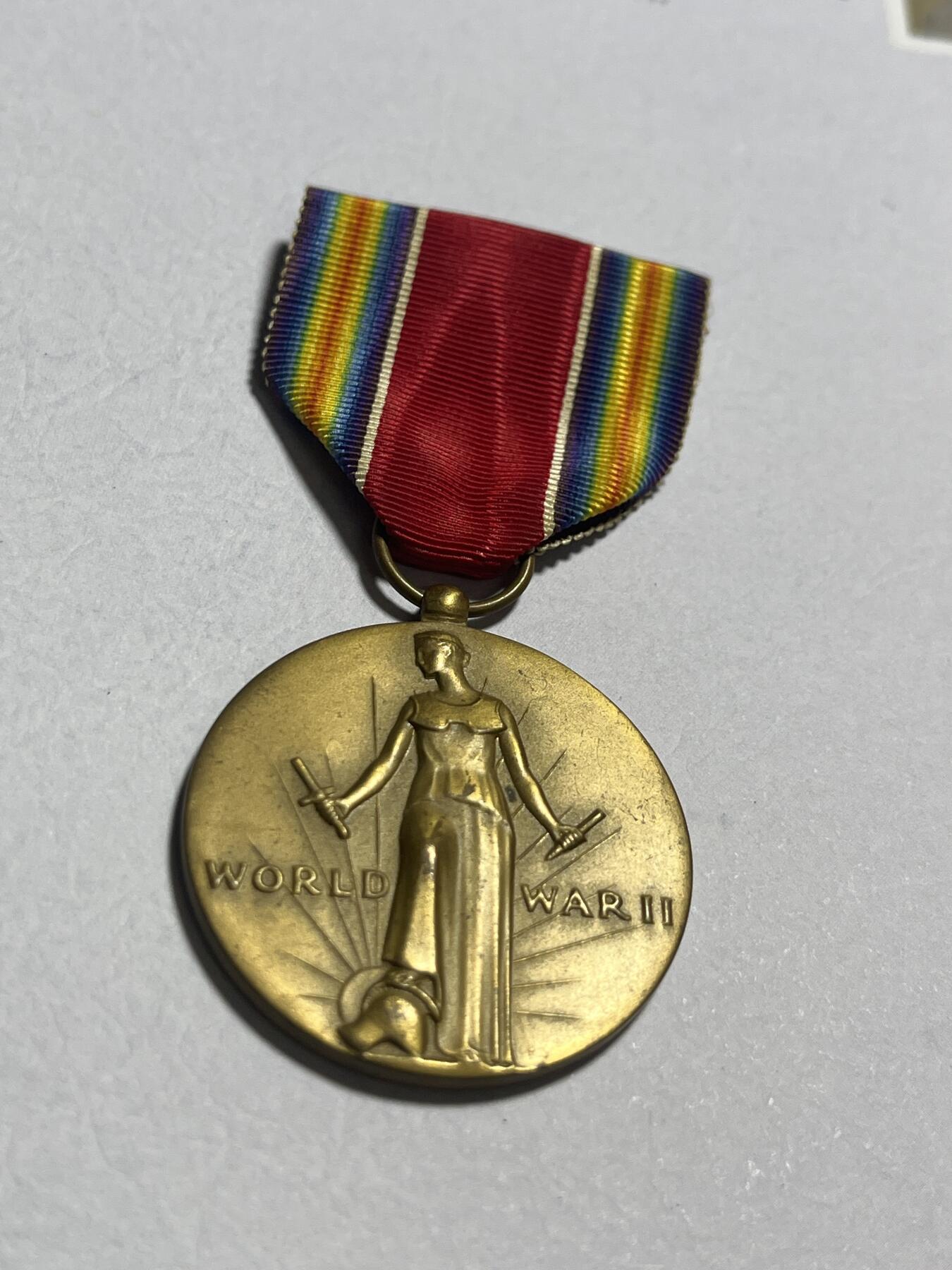 世界各国奖章纪念章徽章无底价拍卖