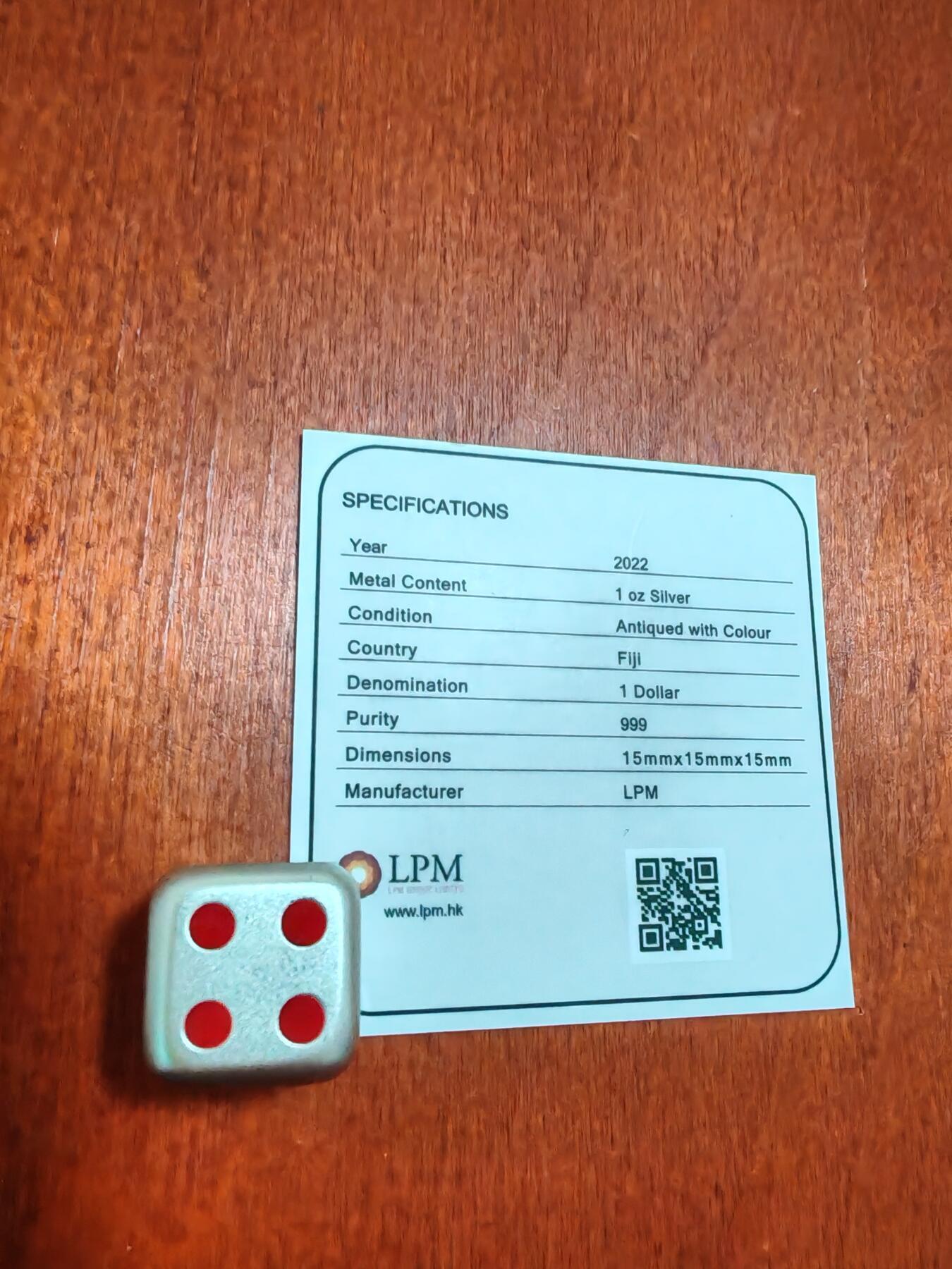 长老汇蛇年精选第九十三场拍卖 2022斐济虎年色子1元仿古彩色异形银币，1盎司999银，盒证全，888枚，网上200美金