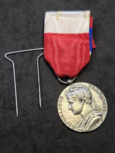 凯旋世界勋赏（第21期冬季大拍）（欢迎送拍）（对拍品有疑问请询问客服，不接受到手刀，出价默认拍品品相。请认真阅读拍卖规则！出价默认已认可！）（收到货请录制开箱视频，无视频概不处理问题。） - 法国银级劳工银制