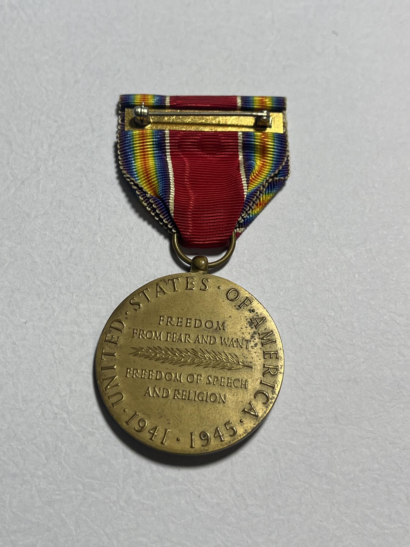 世界各国奖章纪念章徽章无底价拍卖