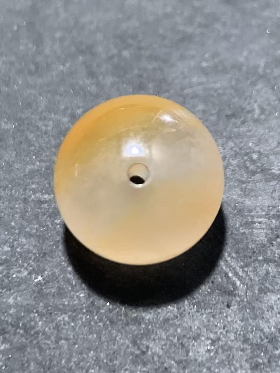 精美川料南红玛瑙荔枝冻飘红圆珠一颗！