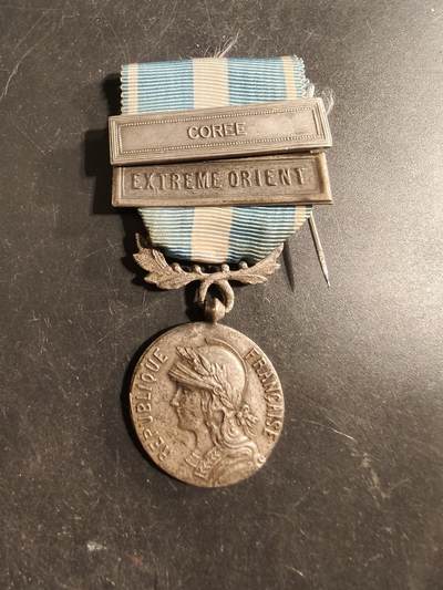 老王徽章第176期 - 法国殖民奖章    韩战、远东双勋条