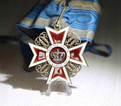 大猫徽章拍卖 第286期 罗马尼亚指挥官级王冠勋章