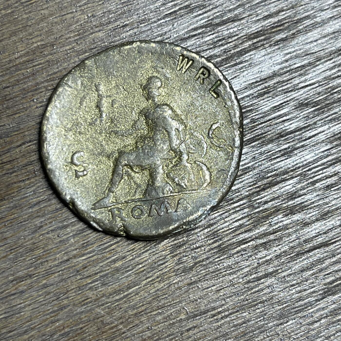 【铜匠收藏】★第137场★散币场。不寄存，30包邮。不满30元，支付5元运费。《接受代拍 代送NGC评级》 100【无寄存】古罗马 学习币一枚