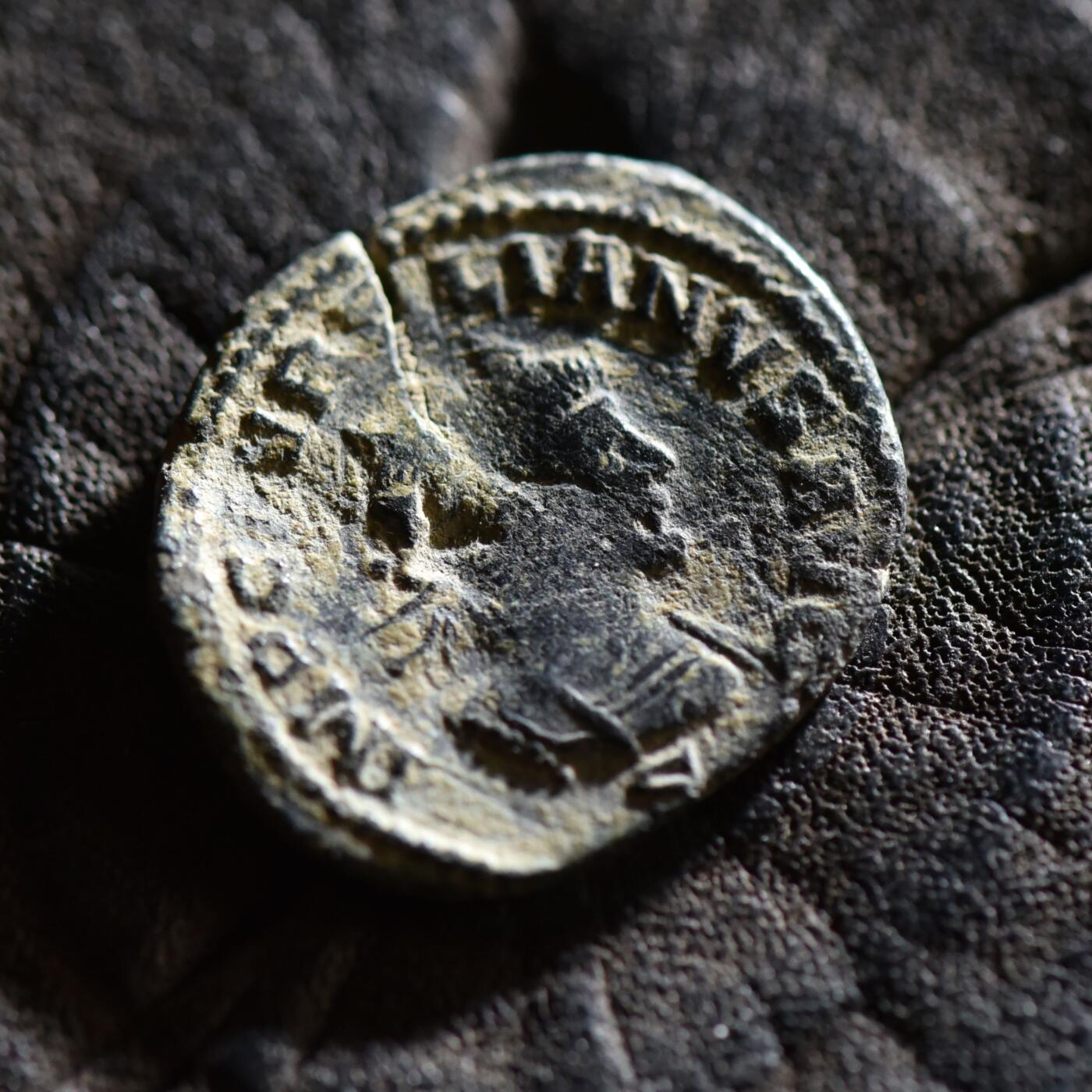 【良泉】【春节前最后一场】2月5日晚19.30点开拍！208组，本场结束后预存钱币的朋友请告知，将连同本场拍品一起邮寄，预祝诸位春节愉快！ 公元271-272年【帕尔米拉帝国】瓦巴拉图斯，洗银币，2.61克