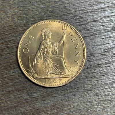 【铜匠收藏】★第137场★散币场。不寄存，30包邮。不满30元，支付5元运费。《接受代拍 代送NGC评级》 - 78【无寄存】1967 原光 女王 1便士
