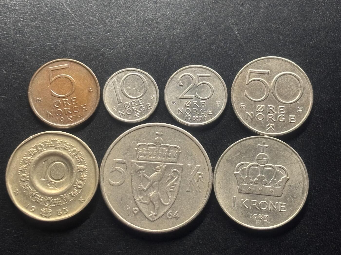 邮泉阁限时拍卖第三十九场 欧洲专场（硬币在国外。请付邮费6元。） 挪威奥拉夫五世国王1973-1991年7枚