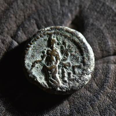 【良泉】【春节前最后一场】2月5日晚19.30点开拍！208组，本场结束后预存钱币的朋友请告知，将连同本场拍品一起邮寄，预祝诸位春节愉快！ - 公元286-287年【古罗马·行省】埃及，戴克里先（ΔIOKΛHTIANOC）提喀女神手持丰饶角，在位第3年（LΓ）四德拉克马，8.34克