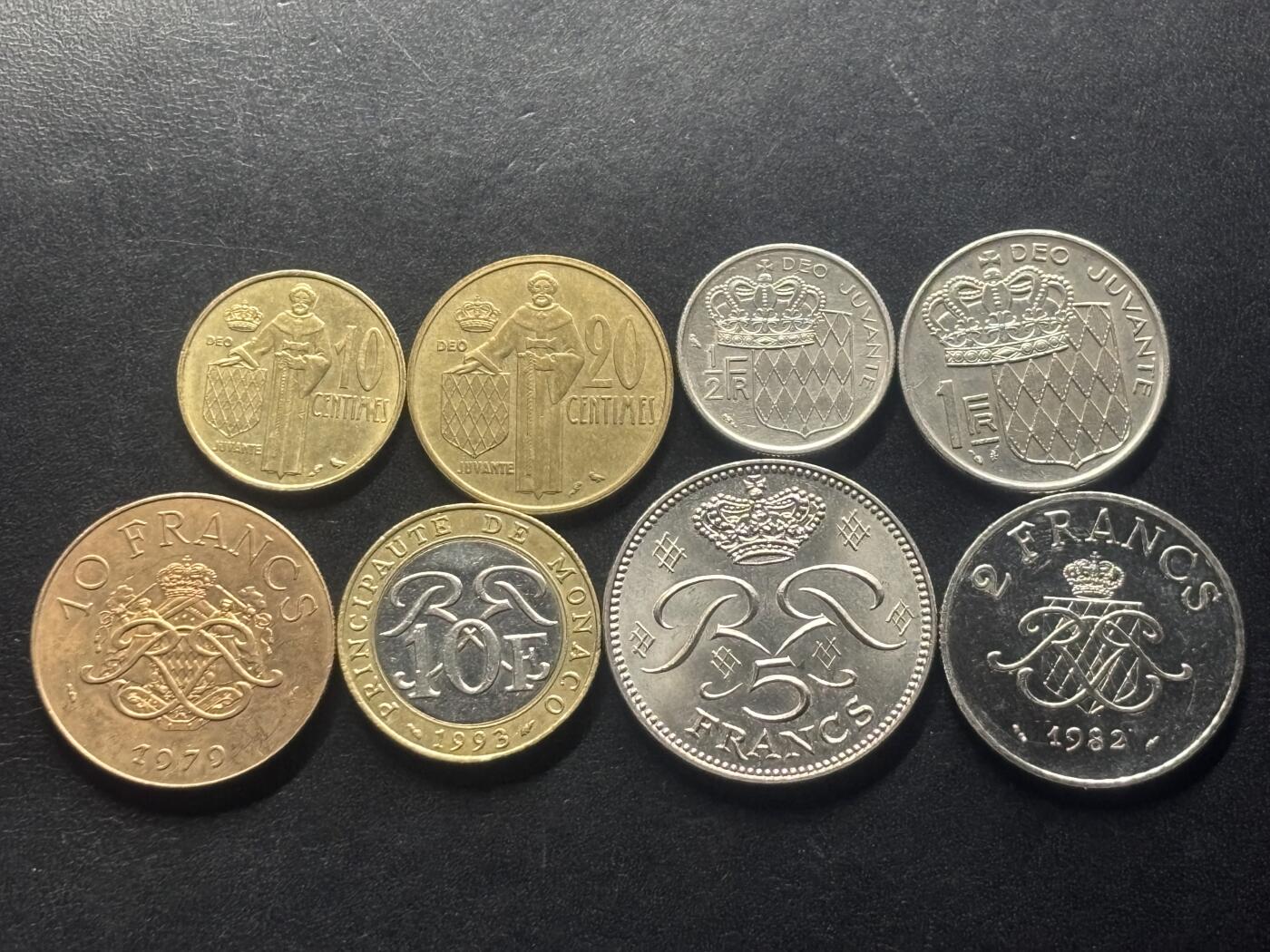 邮泉阁限时拍卖第三十九场 欧洲专场（硬币在国外。请付邮费6元。） 摩纳哥8枚