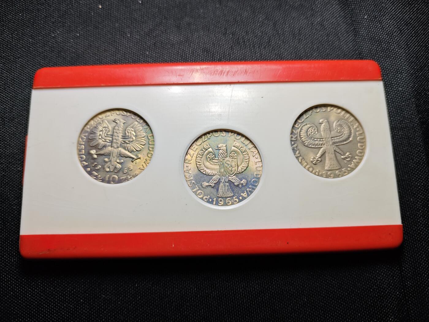 KK钱币收藏小铺  第400期  百期特拍（四拍之四）2月预留时间 周末发货  1965波兰10兹罗提纪念币3枚套 含一枚少见样币 