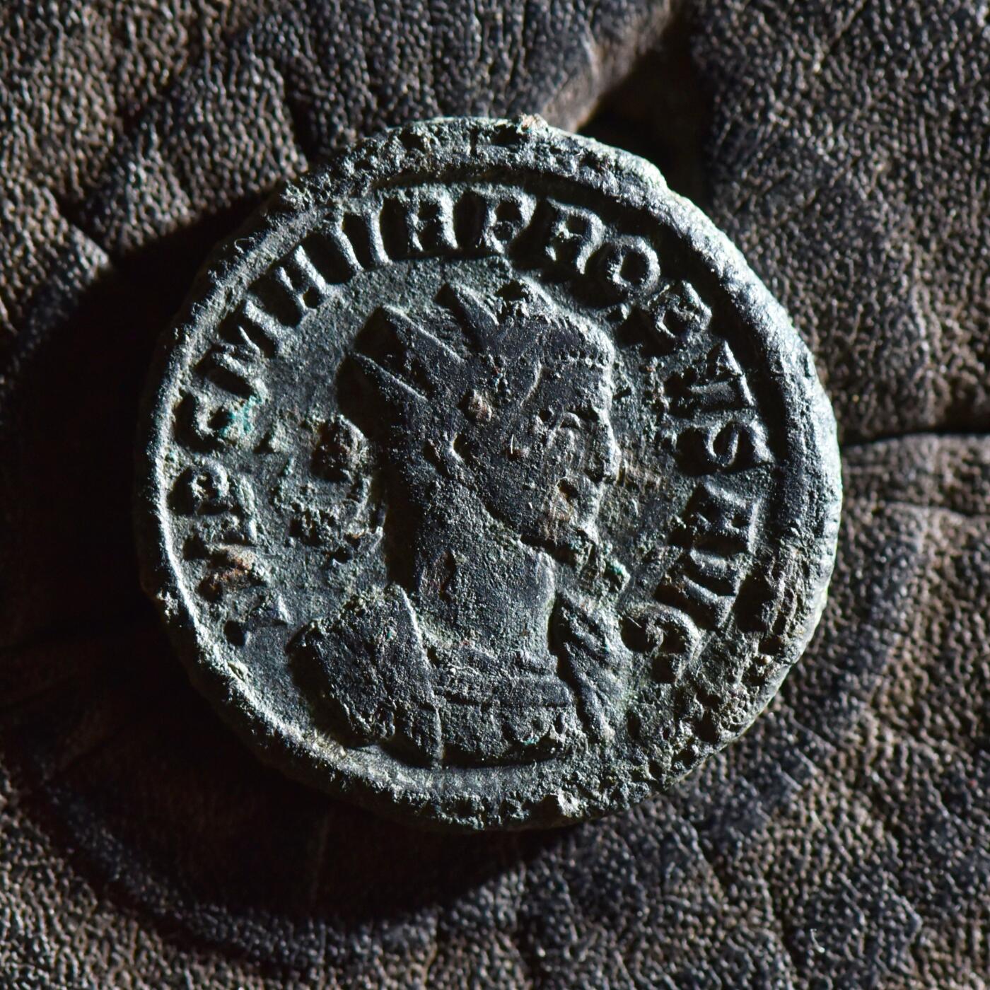 【良泉】【春节前最后一场】2月5日晚19.30点开拍！208组，本场结束后预存钱币的朋友请告知，将连同本场拍品一起邮寄，预祝诸位春节愉快！ 【美品】公元277年【古罗马】普罗布斯“玛尔斯扛战利品”洗银币，3.27克