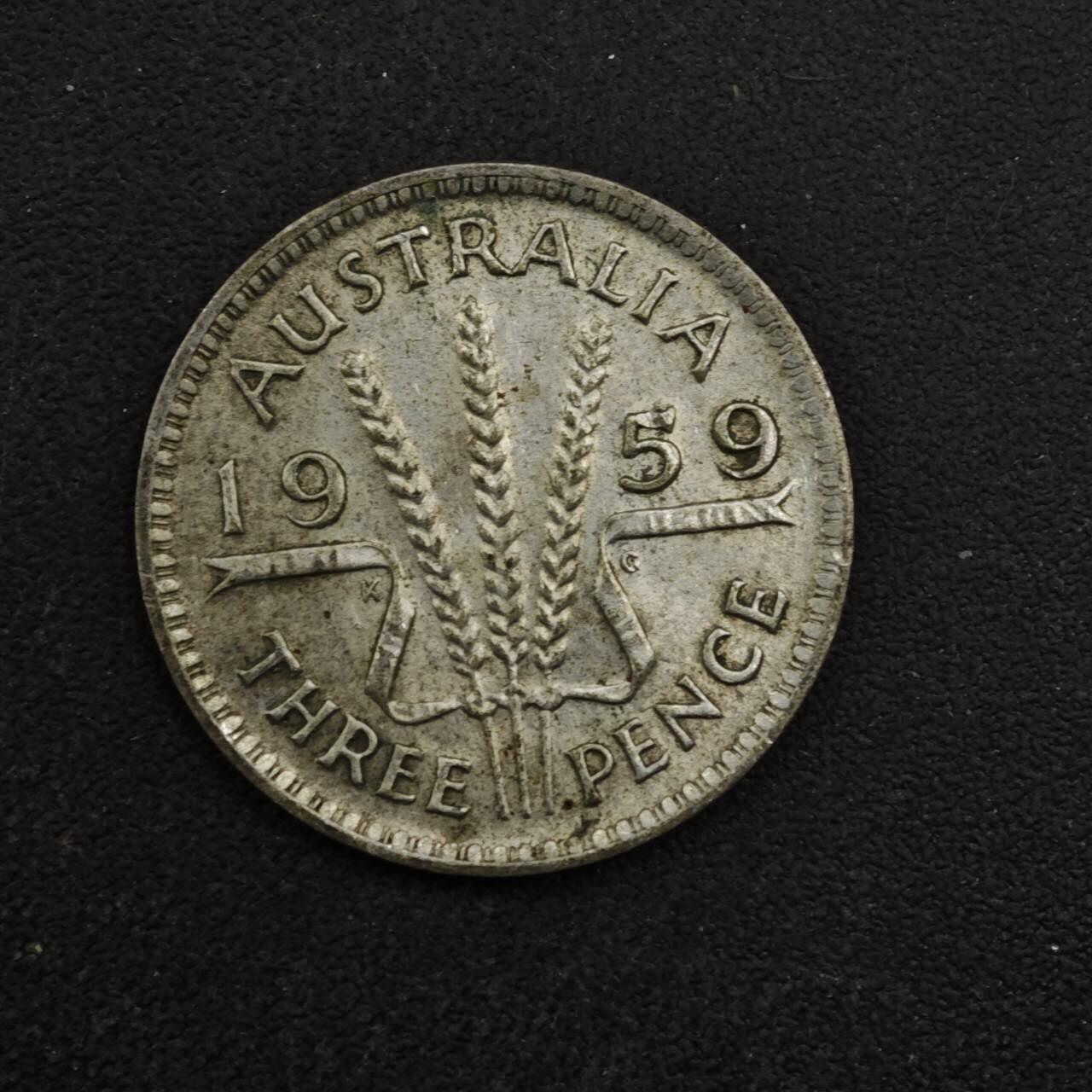 【淘币小摊】实时拍第八百四十八拍   散币银币场   满百包邮可预留二周 每周一统一发货   澳大利亚1959年伊丽莎白二世3便士银币