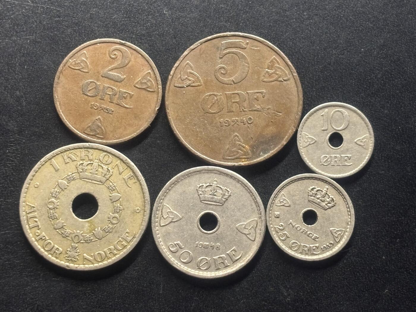 邮泉阁限时拍卖第三十九场 欧洲专场（硬币在国外。请付邮费6元。）