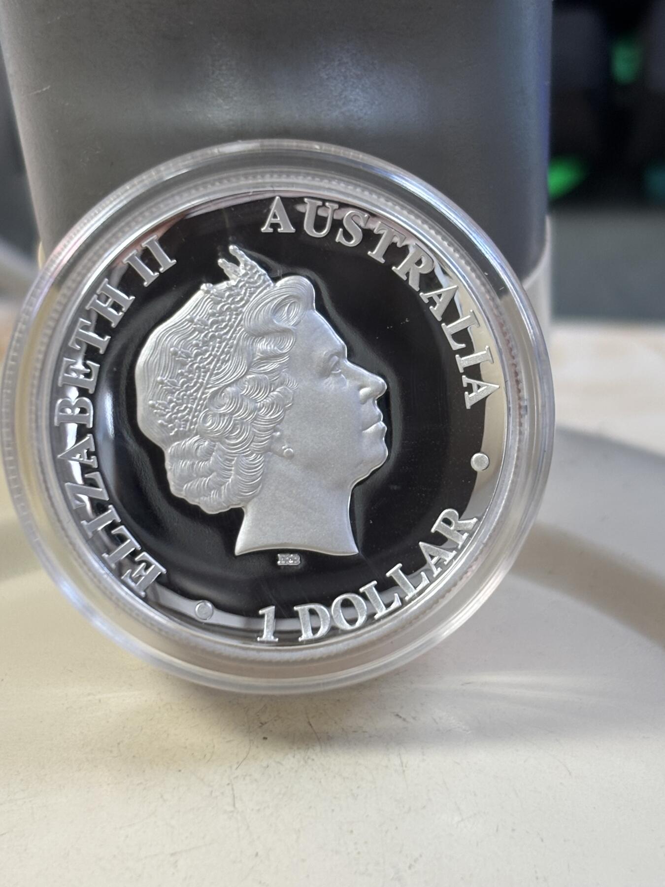 第187期拍卖 澳大利亚2012年翠鸟高浮雕加厚1盎司精制纪念银币，999银