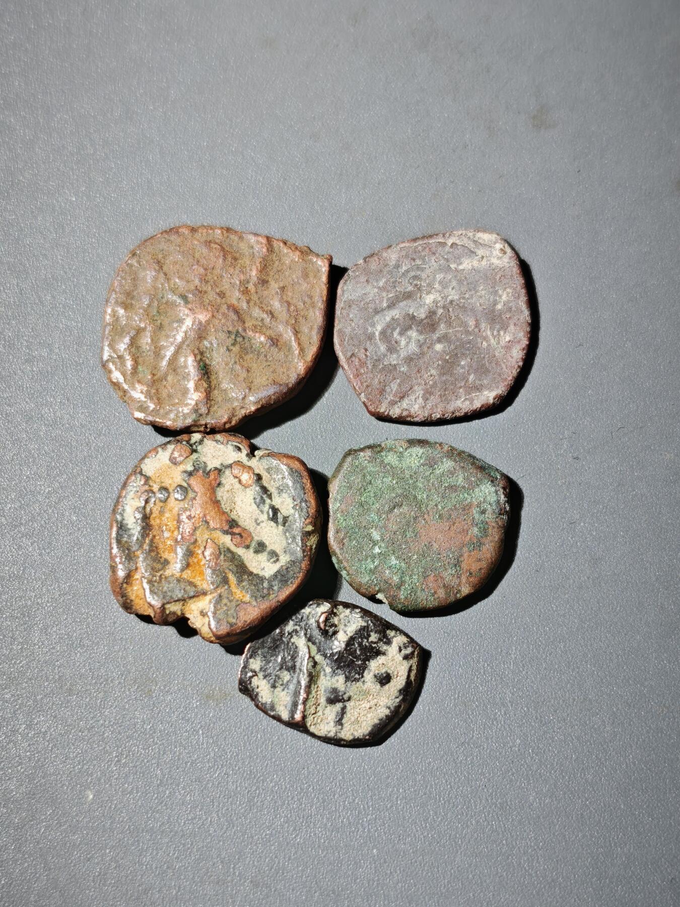 106期回流戒指饰品杂件纪念章丝路钱币专场 A2丝路铜币一组