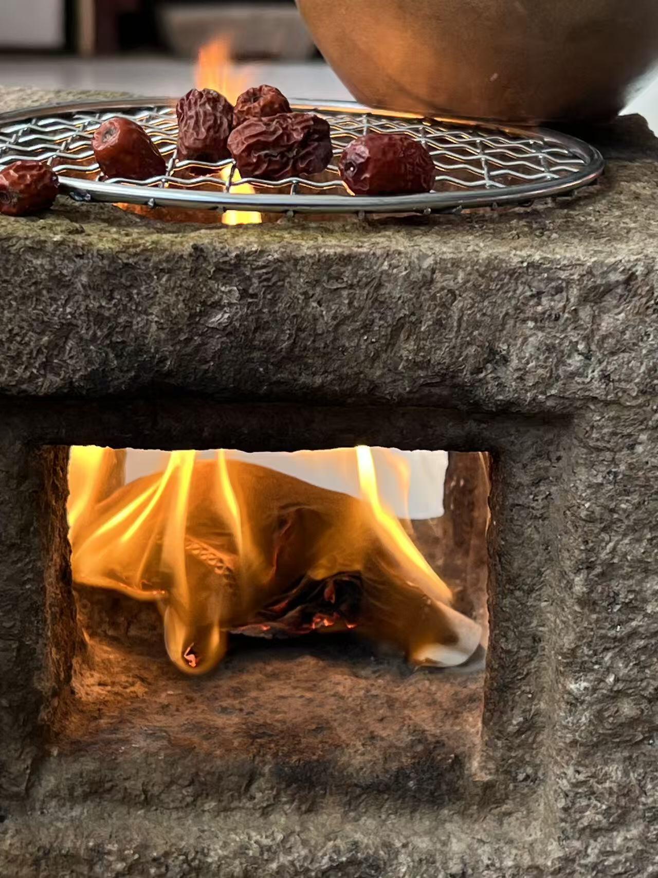 『围炉煮茶』清代包老，石炉左右透雕日月，正常使用20/21/18