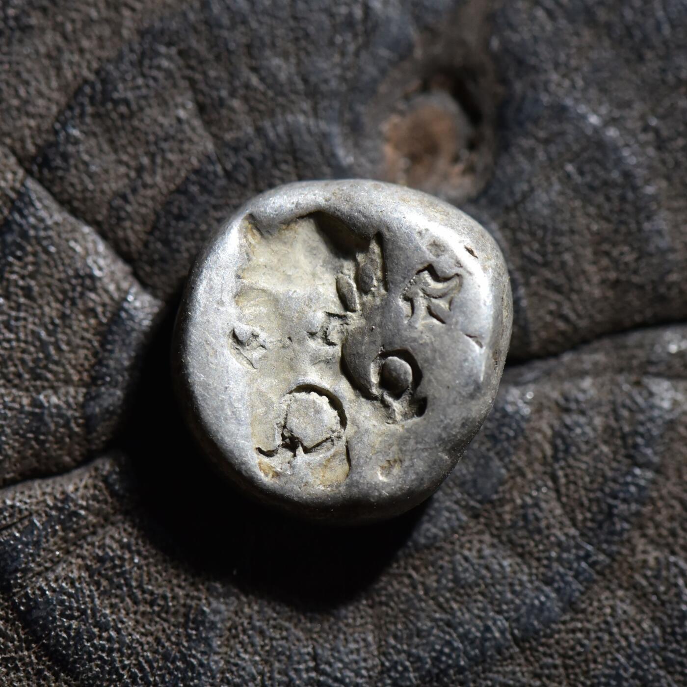 【良泉】【春节前最后一场】2月5日晚19.30点开拍！208组，本场结束后预存钱币的朋友请告知，将连同本场拍品一起邮寄，预祝诸位春节愉快！ 公元前5世纪【古波斯】阿契美尼德帝国，西格勒斯银币，5.52克