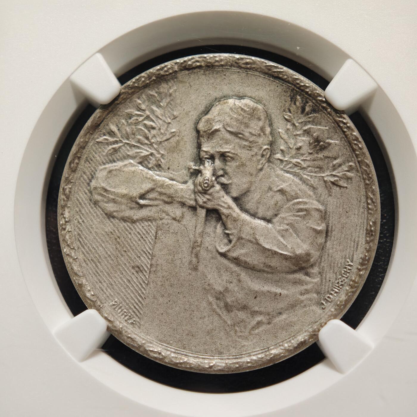 【德藏】世界币章拍卖第161期 1913年 瑞士纳沙泰尔射击节银章 磨砂质感 少见品种 状态极佳 NGC MS64