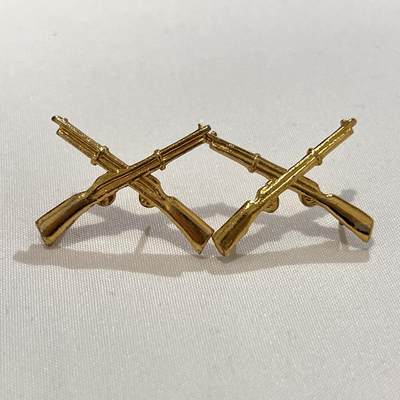 韵星假日拍卖第三十六期 -- Rimey Holidays Auction 36 - 国军陆军步兵金属领章一对