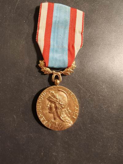 老王徽章第176期 - 法国北非安全行动战役奖章  