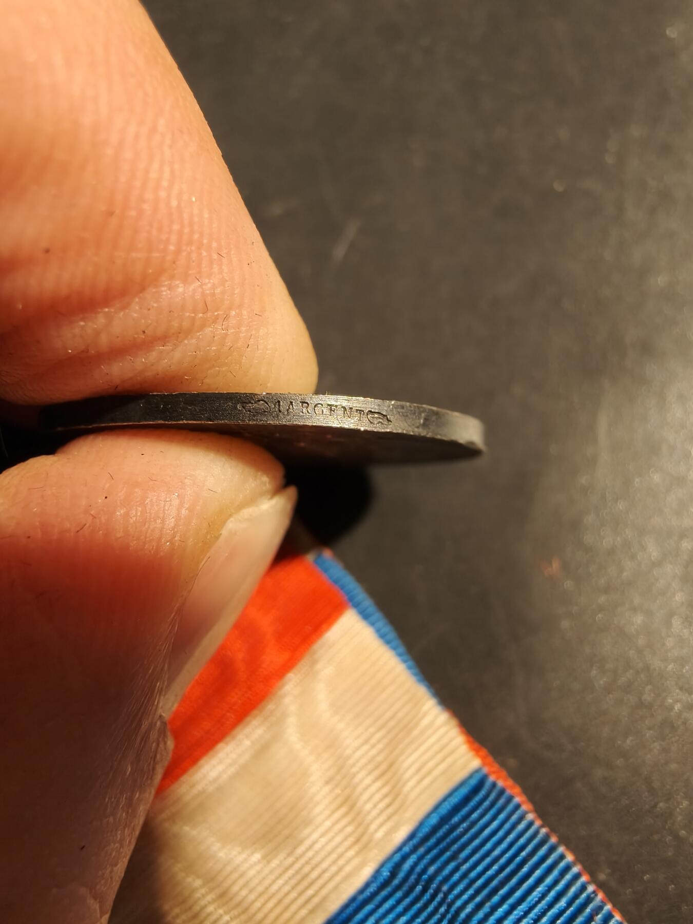 老王徽章第176期 法国银级劳工奖章    一战版本1914年    950银    12.3g