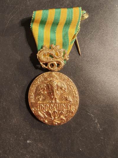 老王徽章第176期 - 法国1946远征印支战役奖章