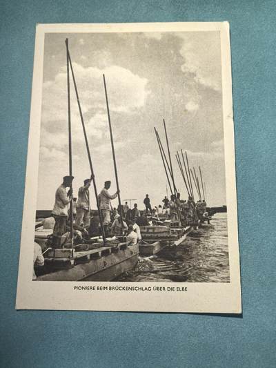 盛世勋华——号角文化勋章邮票专场拍卖第298期 - 德国（1939）1941年战地实寄明信片 易北河上架桥的工兵 盖战地邮局邮戳