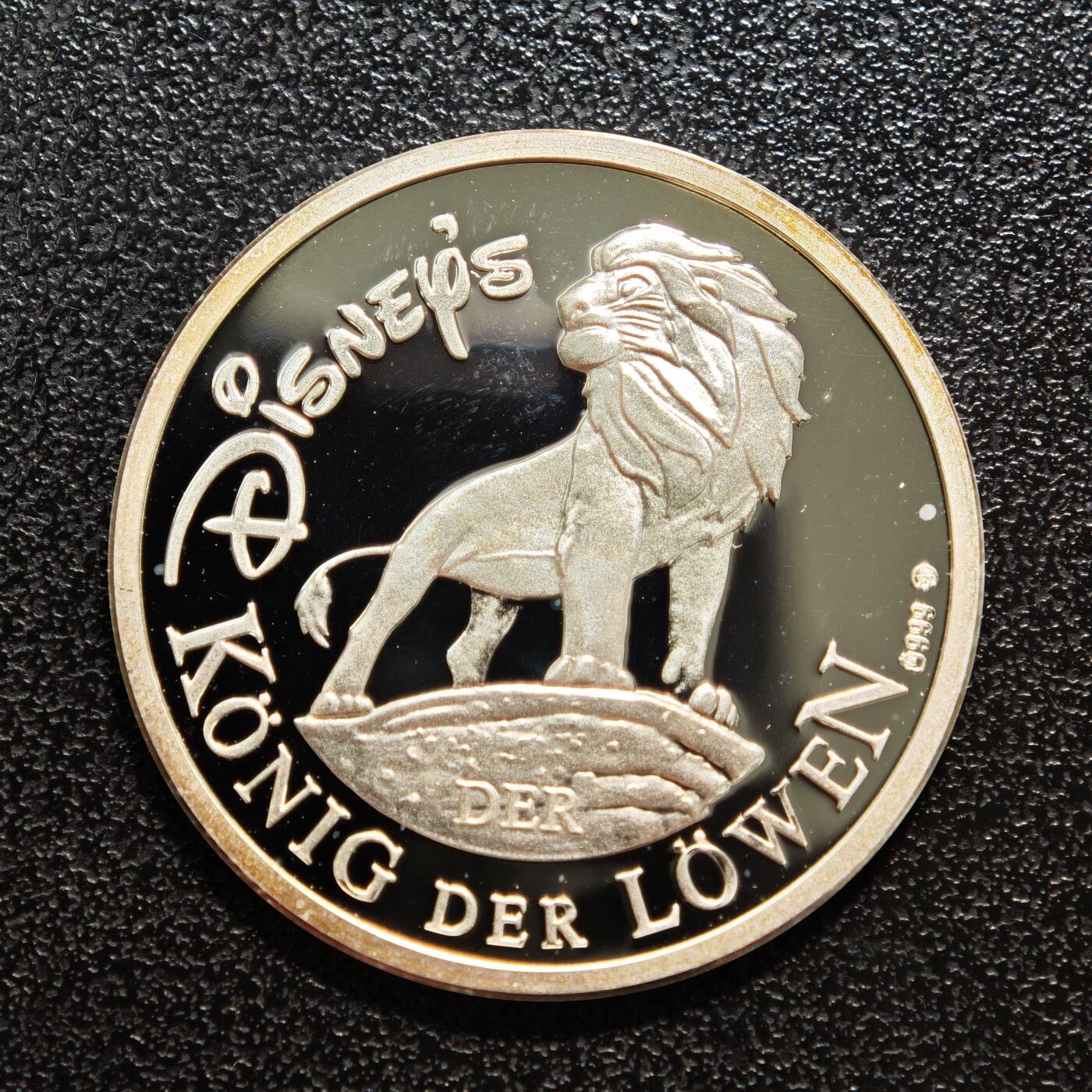 【德藏】世界币章拍卖第161期 现代 迪士尼经典动画狮子王彩色精制纪念银章 999银 直径约：30mm；重约：8.5g