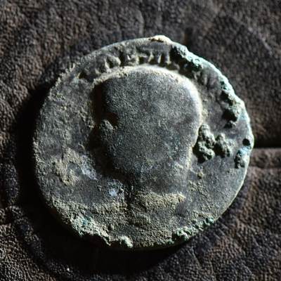 【良泉】【春节前最后一场】2月5日晚19.30点开拍！208组，本场结束后预存钱币的朋友请告知，将连同本场拍品一起邮寄，预祝诸位春节愉快！ - 公元31-37年【古罗马】奥古斯都头像，提比略晚期追思养父奥古斯都发行阿斯铜币，5.72克