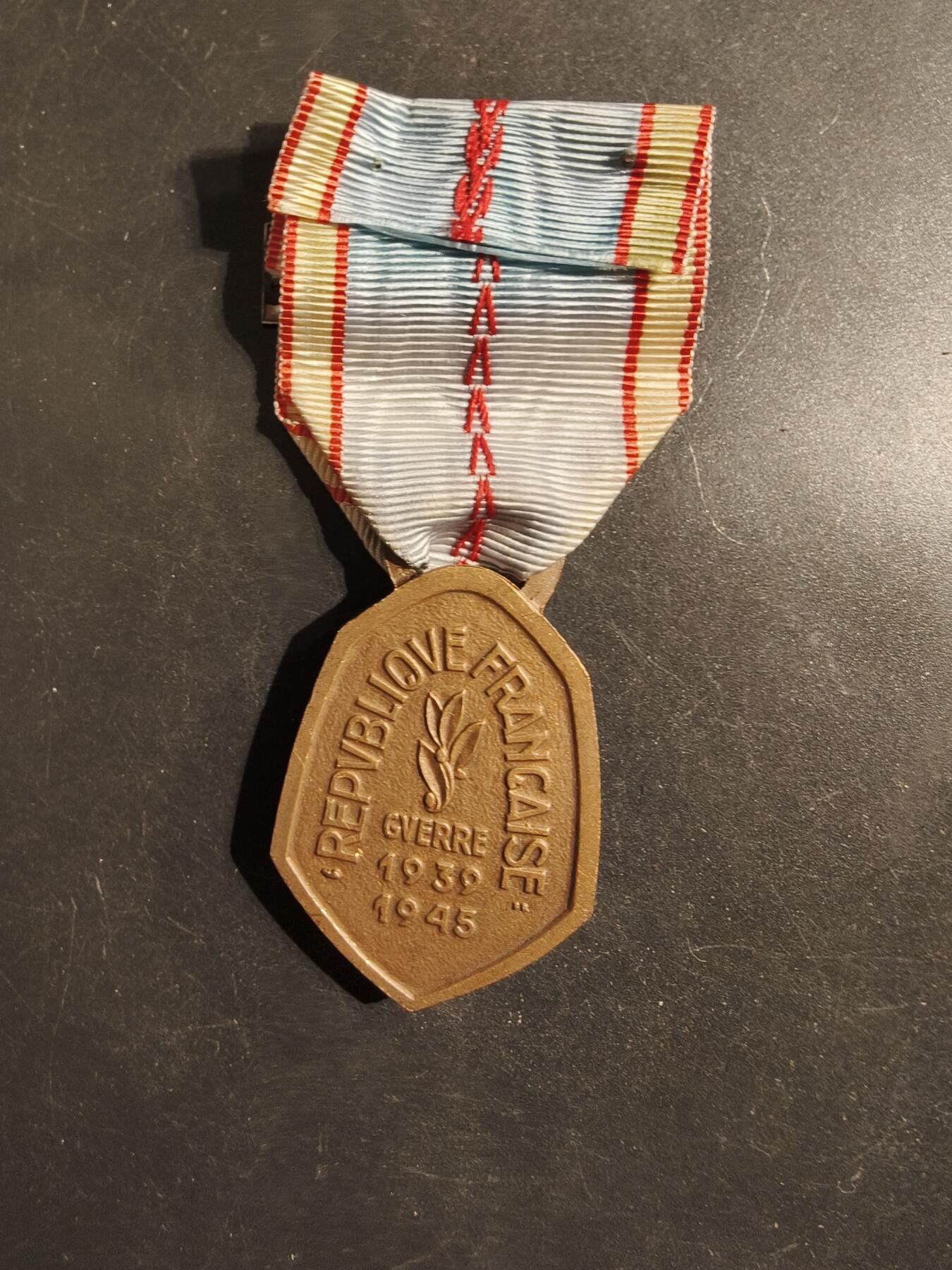 老王徽章第176期