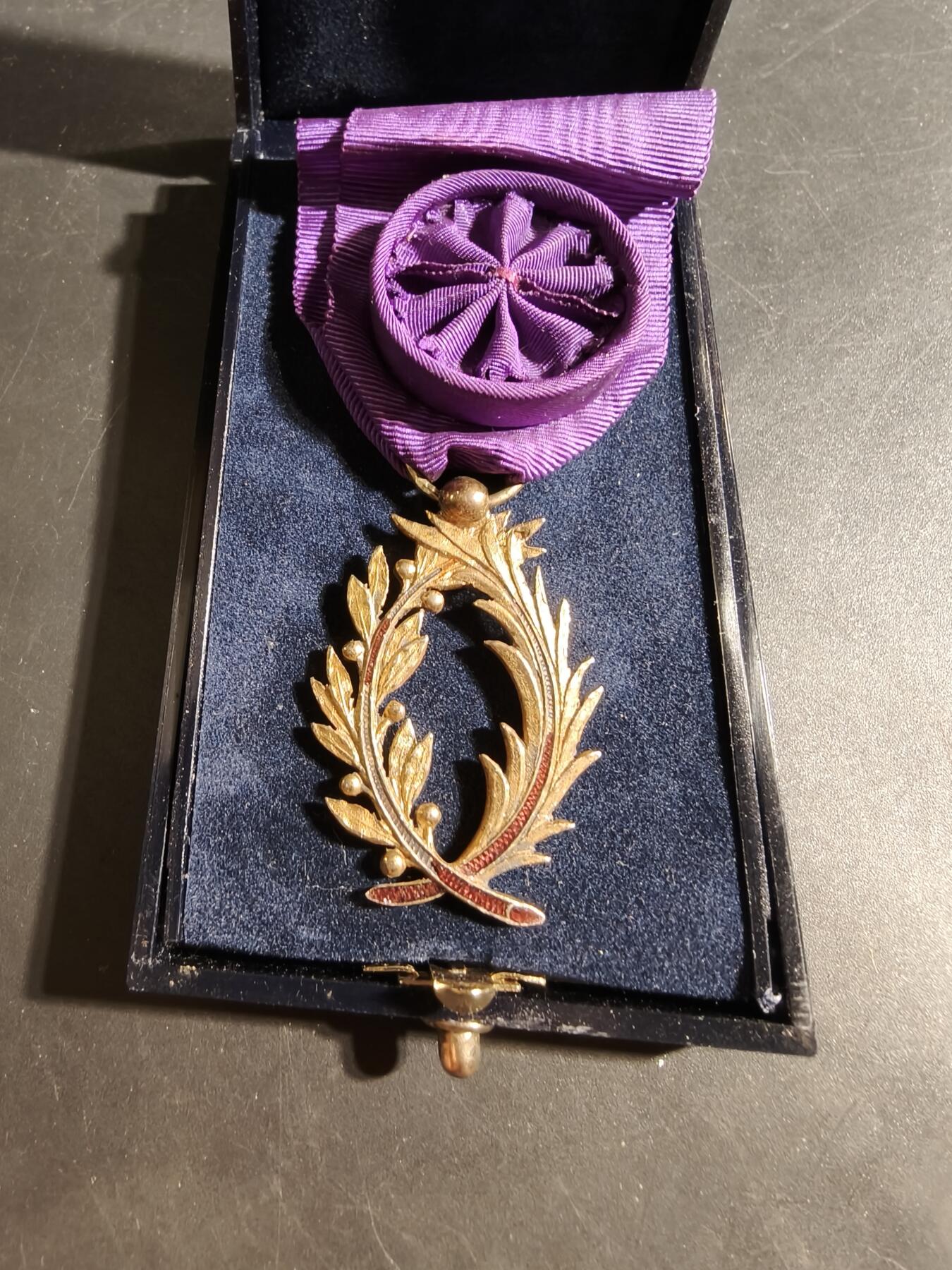 老王徽章第176期