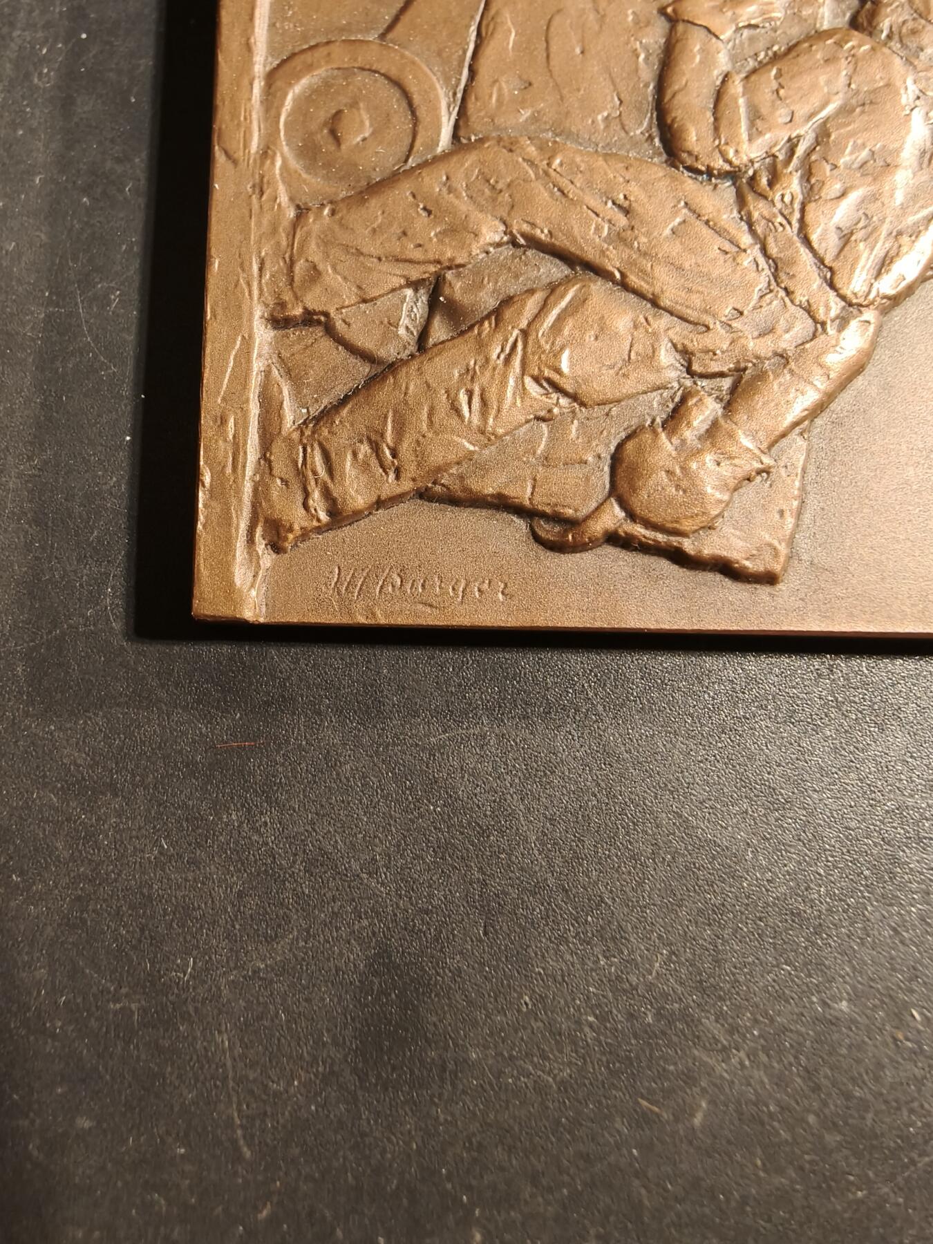 老王徽章第176期 法国鲁昂地区建筑和公共工程雇主协会方形大铜章     原盒     尺寸69×54mm     重量140g