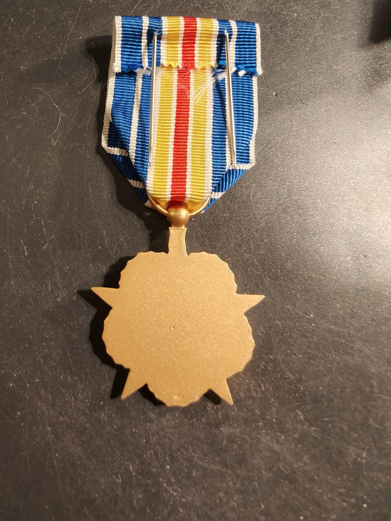 老王徽章第176期 法国战伤奖章