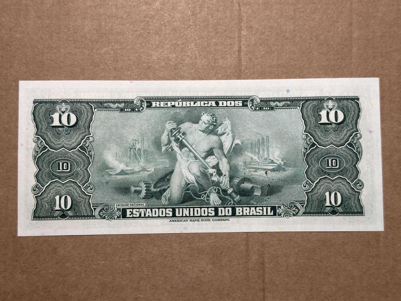 🐍甜小邱世界纸币收藏🐍第139期精品场💐 【无47豹子千位号】巴西1941年10克鲁塞罗 首发手签版 全新UNC 该版别UNC号段集中在003*** 该号段豹子号数量为个位数 非常难得