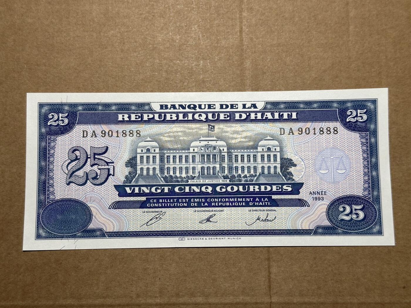 🐍甜小邱世界纸币收藏🐍第139期精品场💐 888豹子号+无3457倒置号 海地 25古德 1993 全新UNC