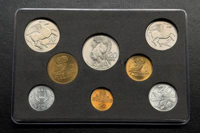 凡希社世界钱币微拍第三百十八期 - 1973希腊流通版套币八枚UNC