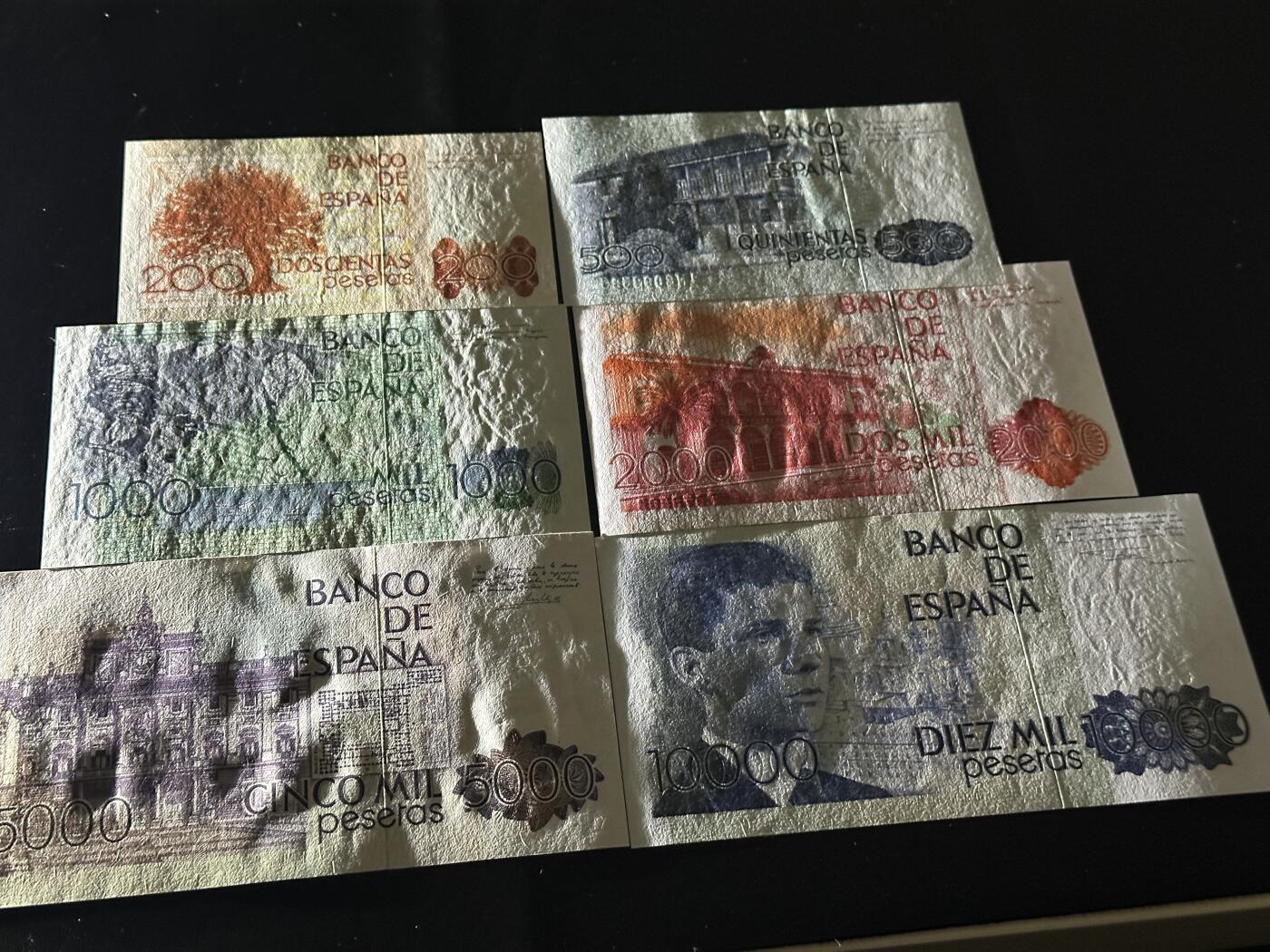 《外钞收藏家》第六百零一期（畅拍场）（本平台长期征集拍品、欢迎藏友们联系合作）