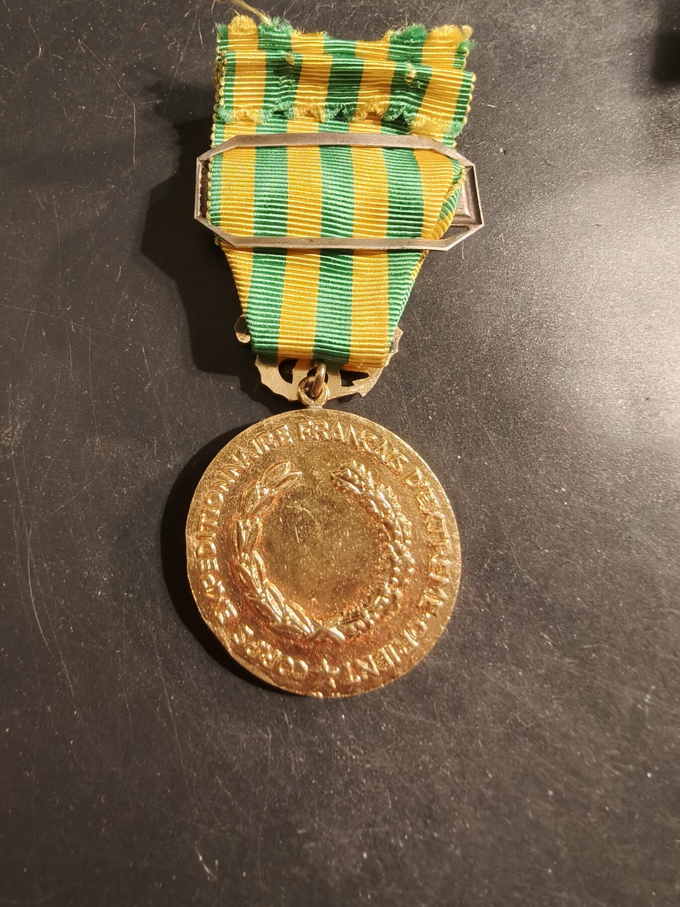 老王徽章第176期 法国1946远征印支战役奖章    带印支勋条