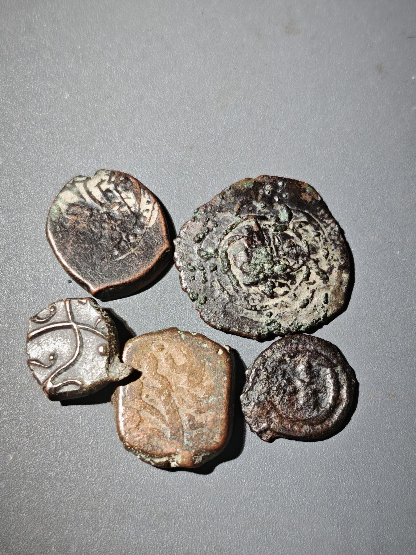 106期回流戒指饰品杂件纪念章丝路钱币专场 A3丝路铜币一组