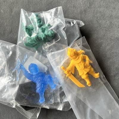 锦色铺子的潮玩拍第七期 - 卡游 橡皮人随机 三个