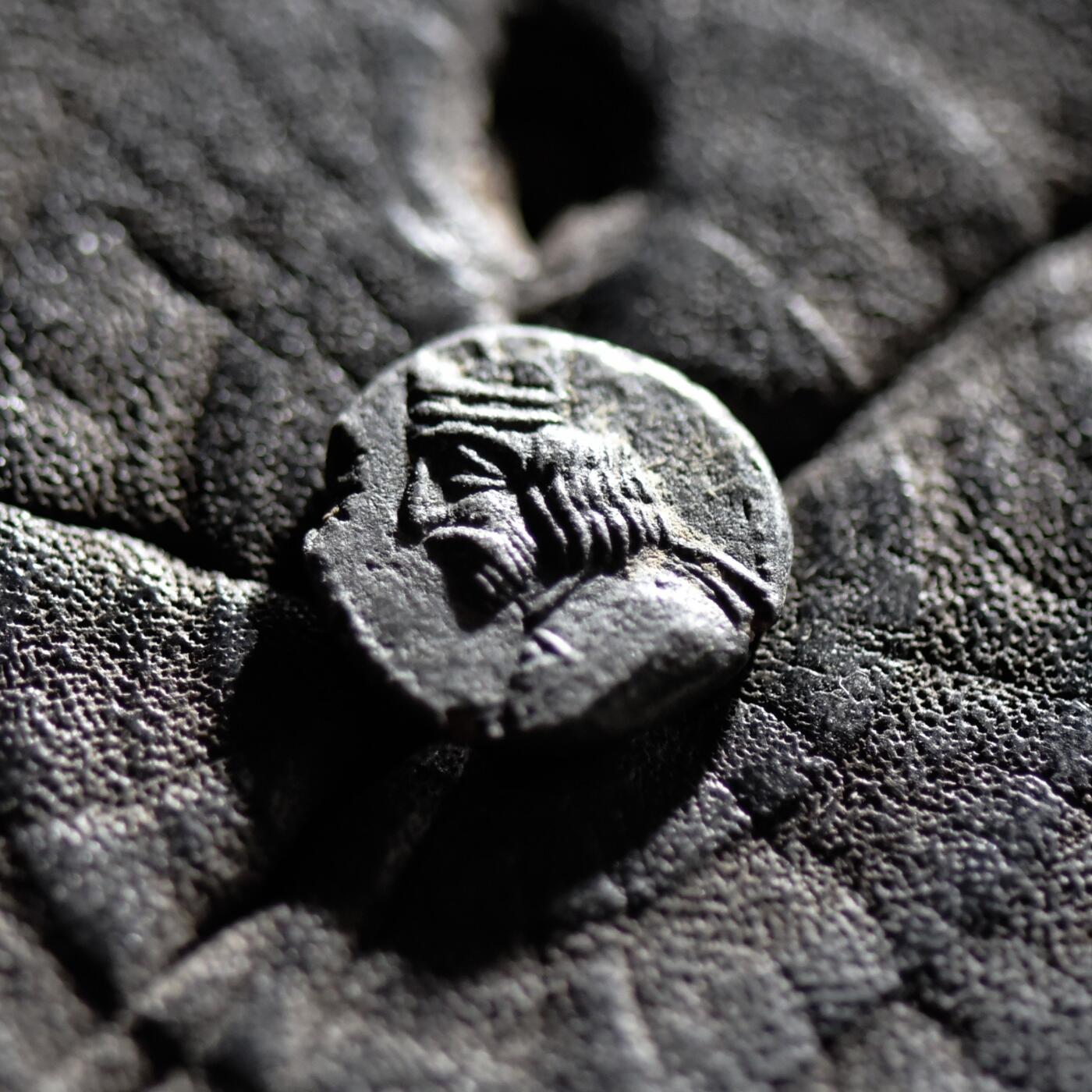 【良泉】【春节前最后一场】2月5日晚19.30点开拍！208组，本场结束后预存钱币的朋友请告知，将连同本场拍品一起邮寄，预祝诸位春节愉快！ 【罕见】【极美品！】公元前一世纪【古波斯】波西斯王国，纳莫帕特，半德拉克马银币，1.26克