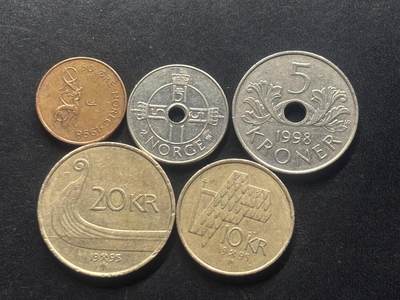 邮泉阁限时拍卖第三十九场 欧洲专场（硬币在国外。请付邮费6元。） 挪威哈拉尔五世国王  5枚