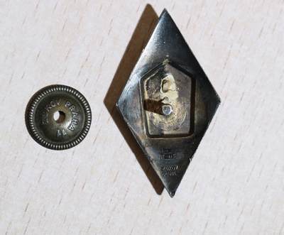 大猫徽章拍卖 第286期 捷克斯洛伐克军校毕业证章，早期银质热珐琅