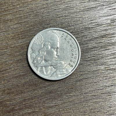 【铜匠收藏】★第137场★散币场。不寄存，30包邮。不满30元，支付5元运费。《接受代拍 代送NGC评级》 - 81【无寄存】1955 法国 100法郎 镍币