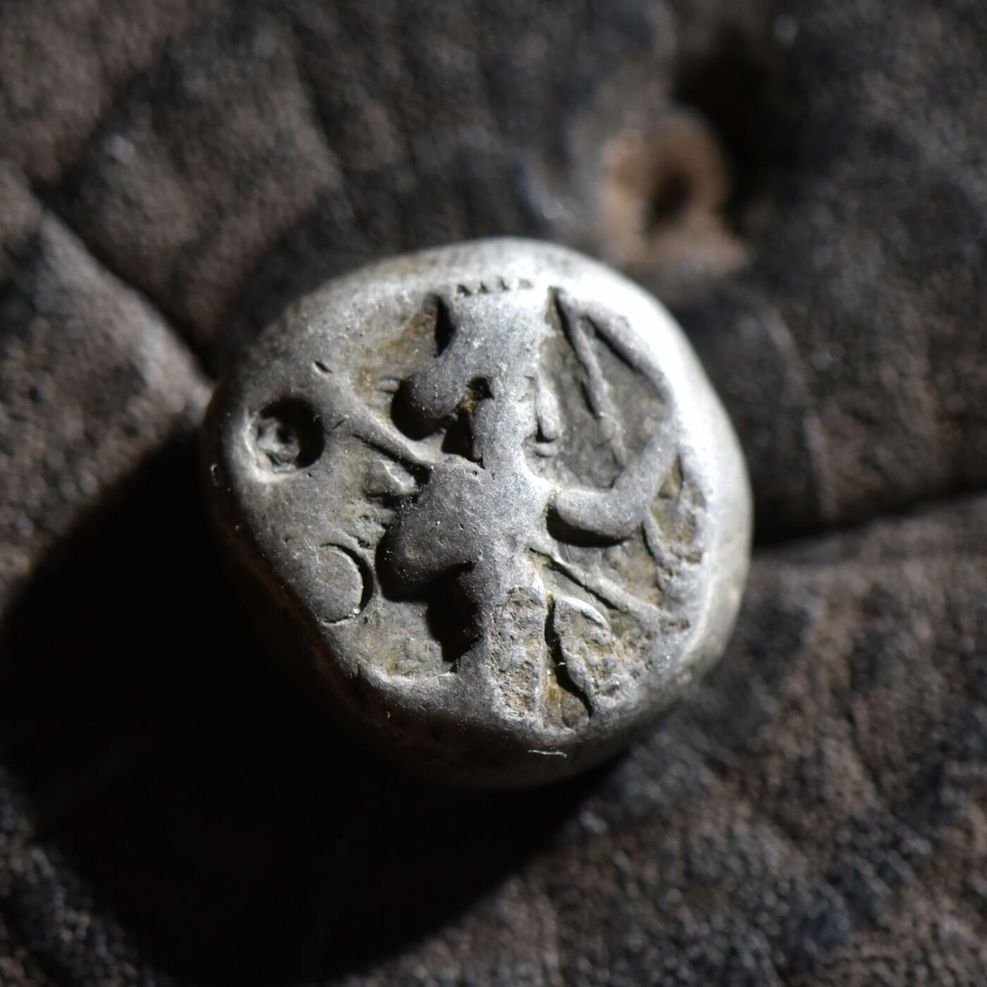 【良泉】【春节前最后一场】2月5日晚19.30点开拍！208组，本场结束后预存钱币的朋友请告知，将连同本场拍品一起邮寄，预祝诸位春节愉快！ 公元前5世纪【古波斯】阿契美尼德帝国，西格勒斯银币，5.52克