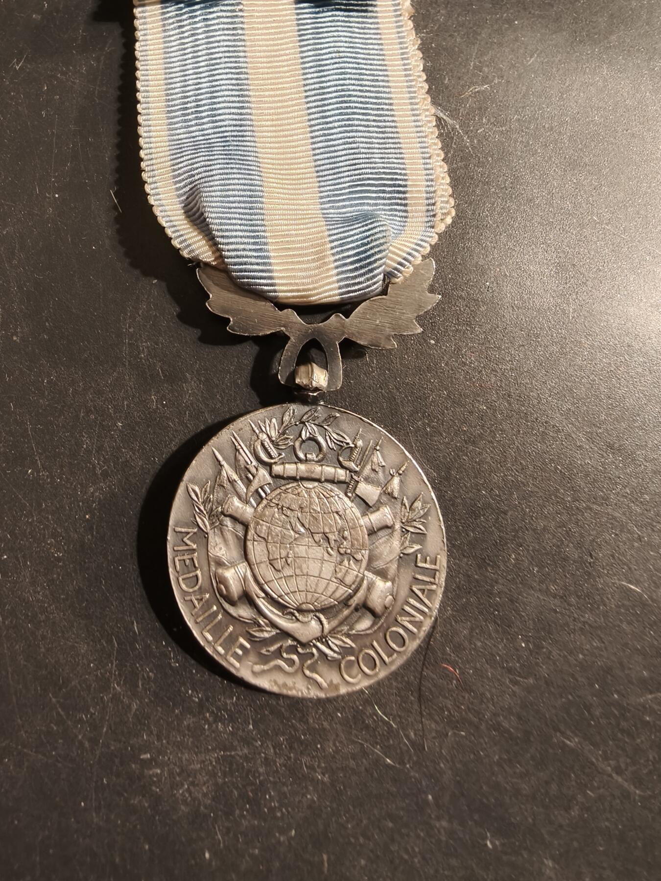 老王徽章第176期 法国殖民奖章