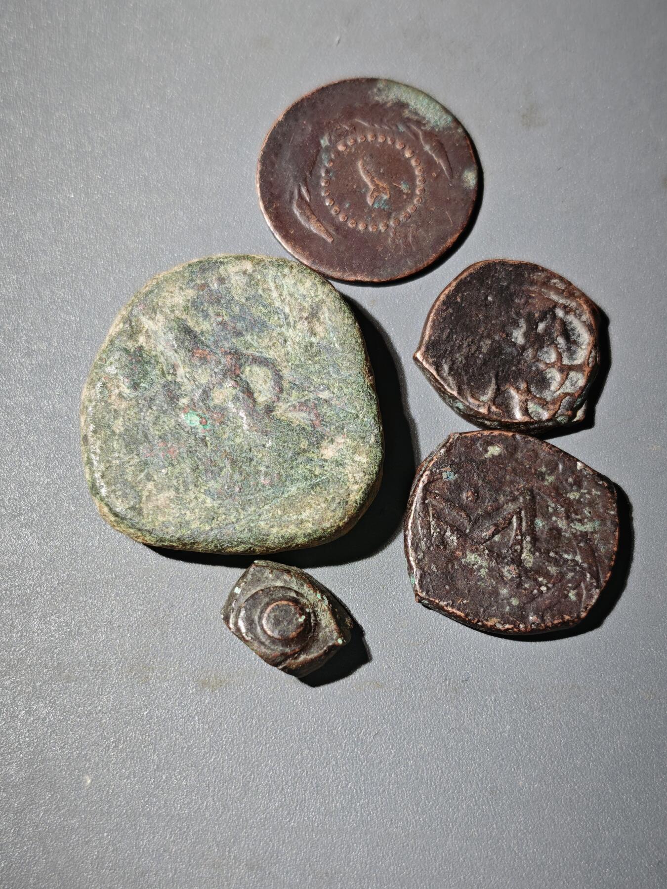 106期回流戒指饰品杂件纪念章丝路钱币专场 A1丝路铜币一组