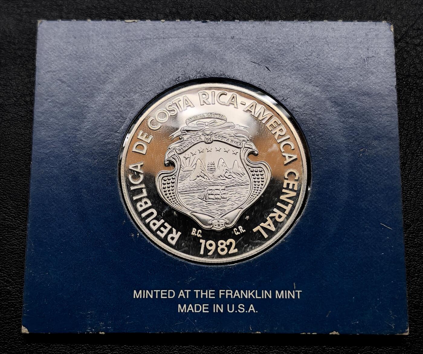 凡希社世界钱币微拍第三百十八期 荐！1982哥斯达黎加美洲豹250Colones精铸大银，富兰克林厂官方塑封卡装（原厂密封状态，无开裂），当代美洲珍稀品种。（视频参考）
