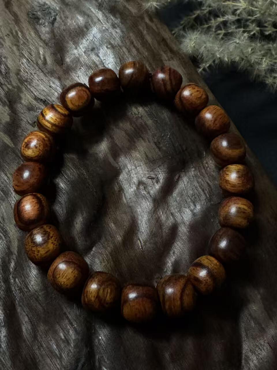 零元拍：海南黄花梨 11/10 老型珠 手串