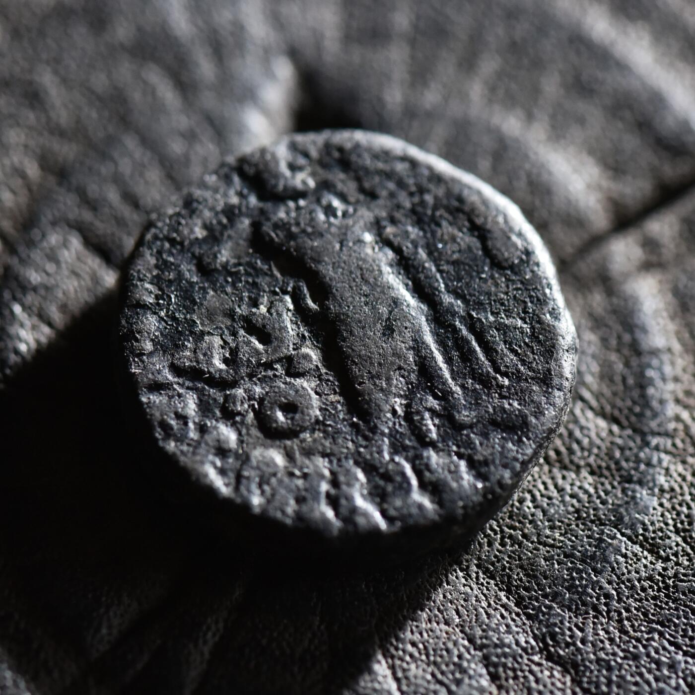 【良泉】【春节前最后一场】2月5日晚19.30点开拍！208组，本场结束后预存钱币的朋友请告知，将连同本场拍品一起邮寄，预祝诸位春节愉快！ 【藏家出品D】印度-赛克王朝，阿泽斯二世，公元前35-12年打制，银铜合金四德拉克马，9.11克